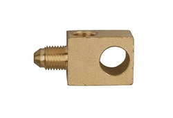 Łącznik hamulcowy 90° -03 męs. 1x 10x1 żeńs. wypuk